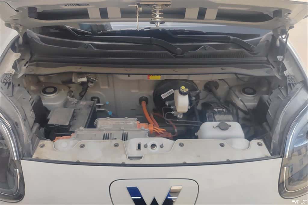 Wuling MINIEV, 2025 10