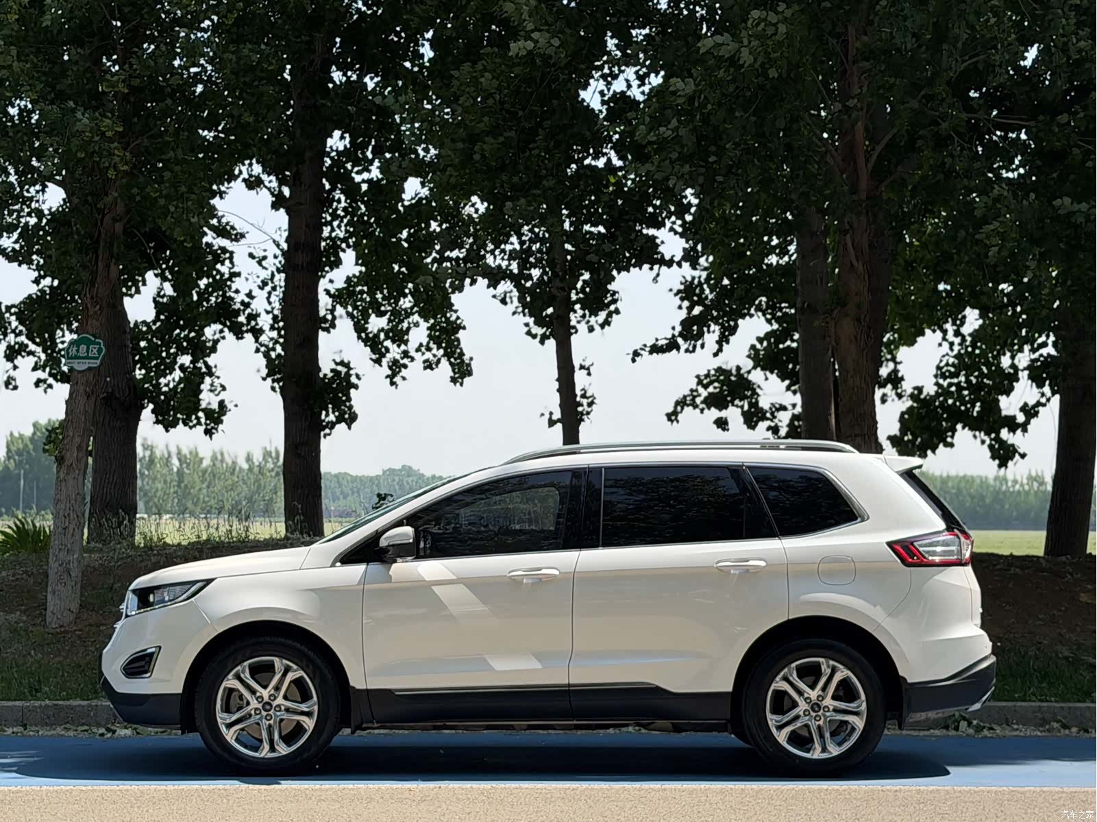 Ford Edge, 2017 3