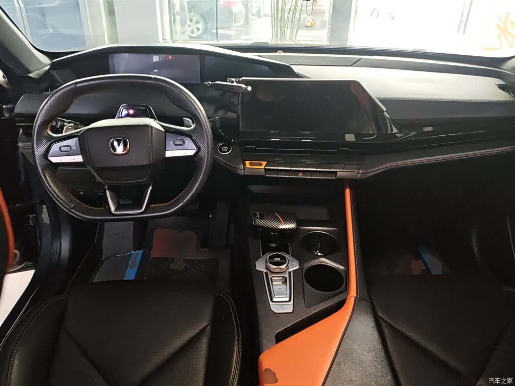 Changan UNI-V, 2023 10