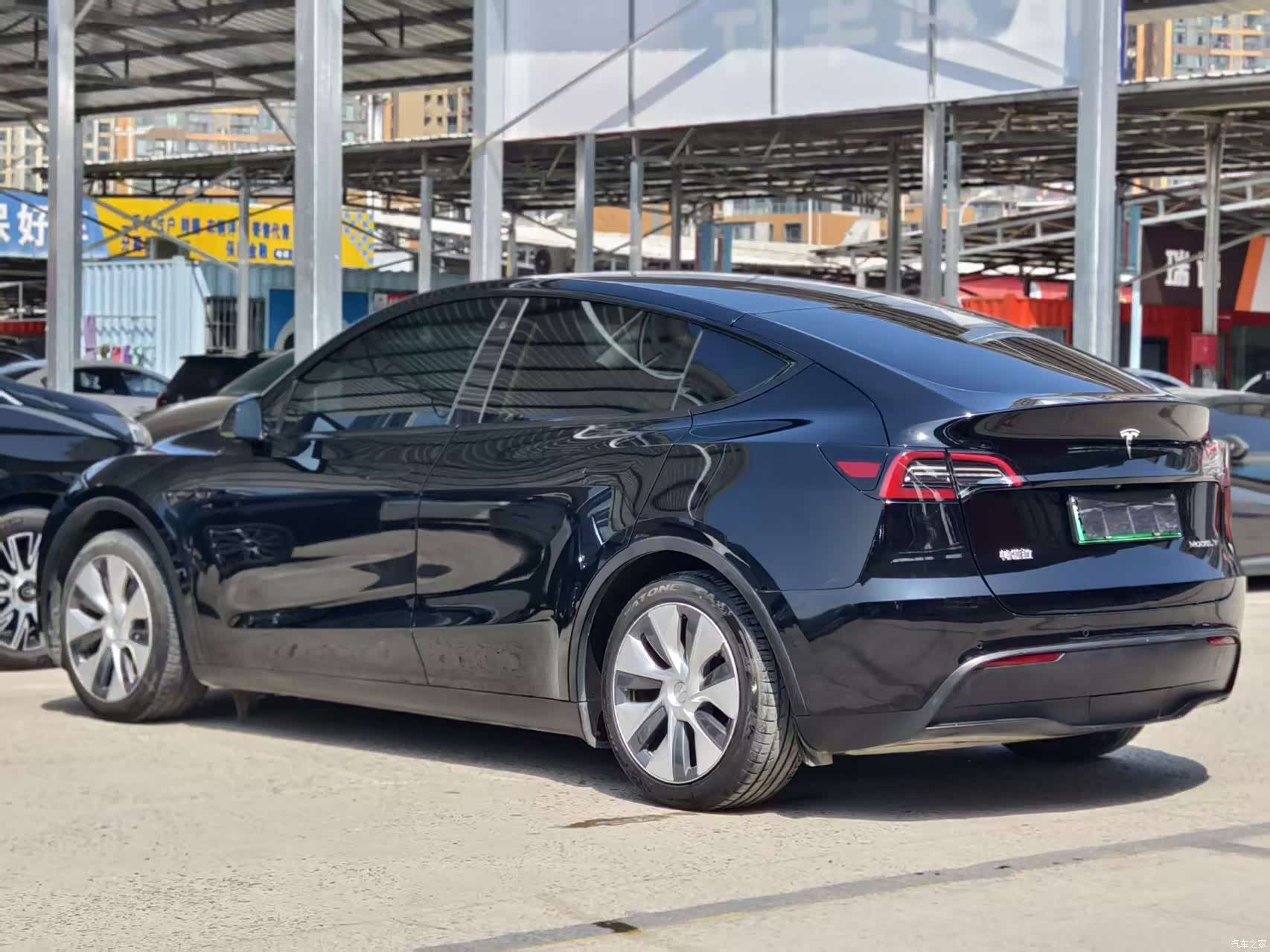 Tesla Model Y, 2022 7