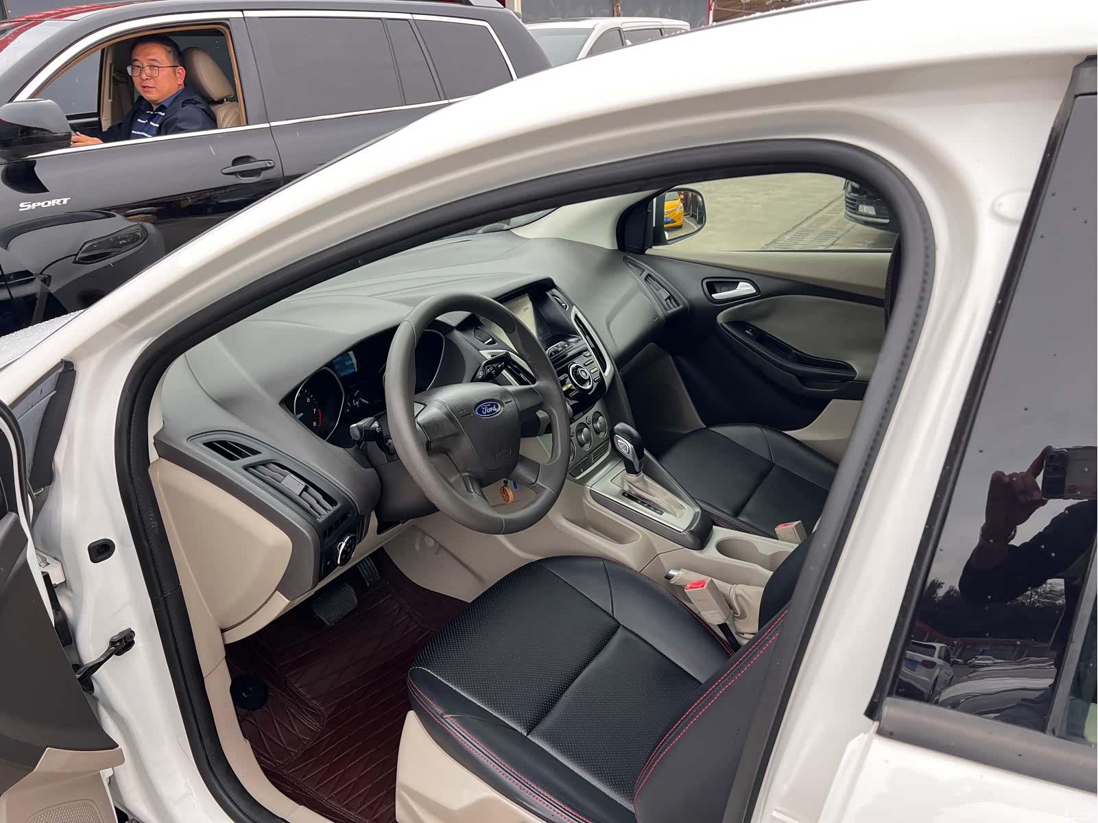 Ford Focus, 2014 7