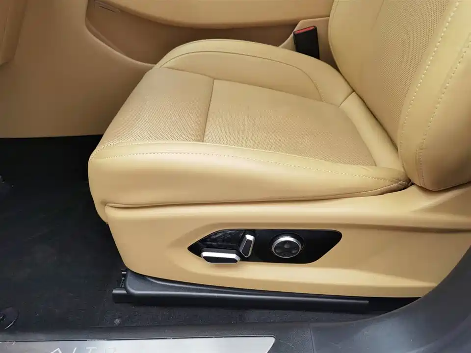 HarmonyOS Ask the world M5
