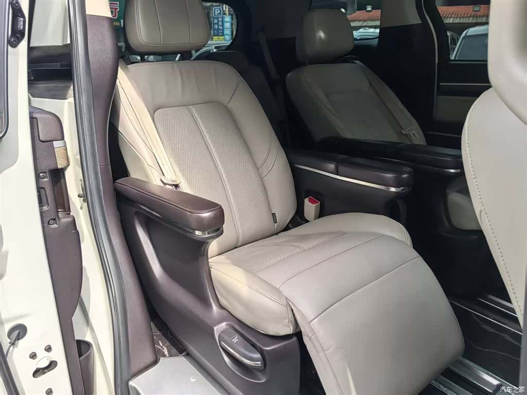 Trumpchi M8, 2021 6