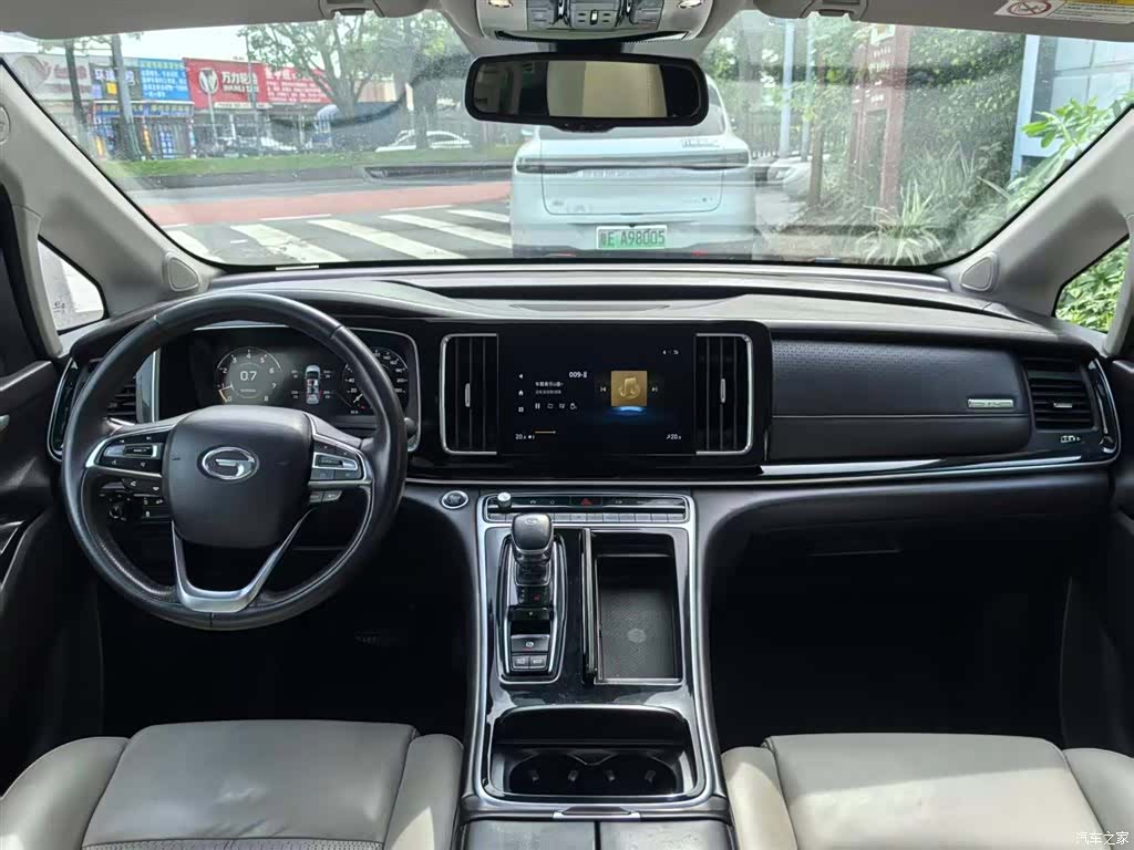 Trumpchi M8, 2021 8