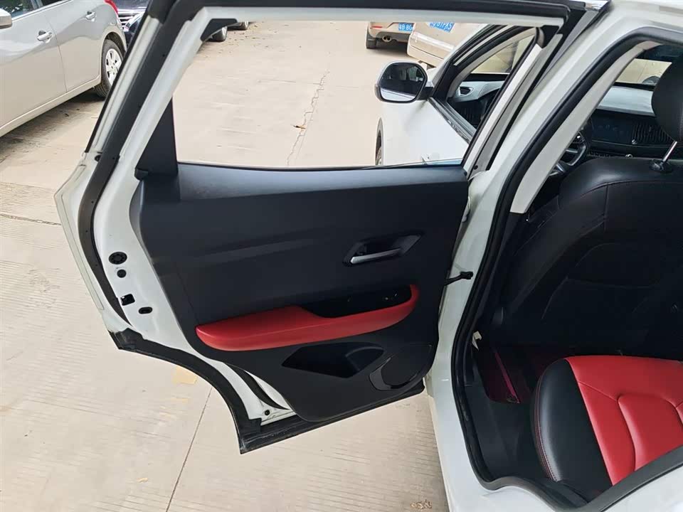 Haval H2s