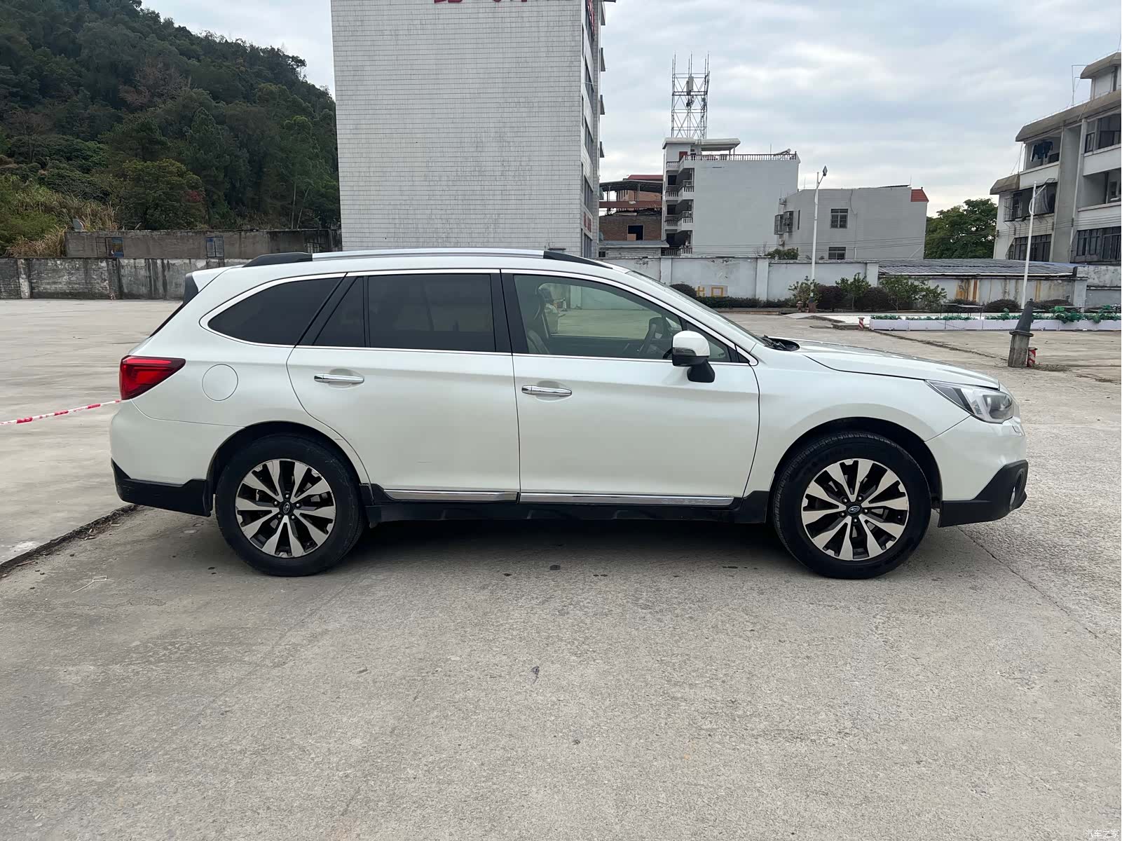 Subaru Outback, 2017 10