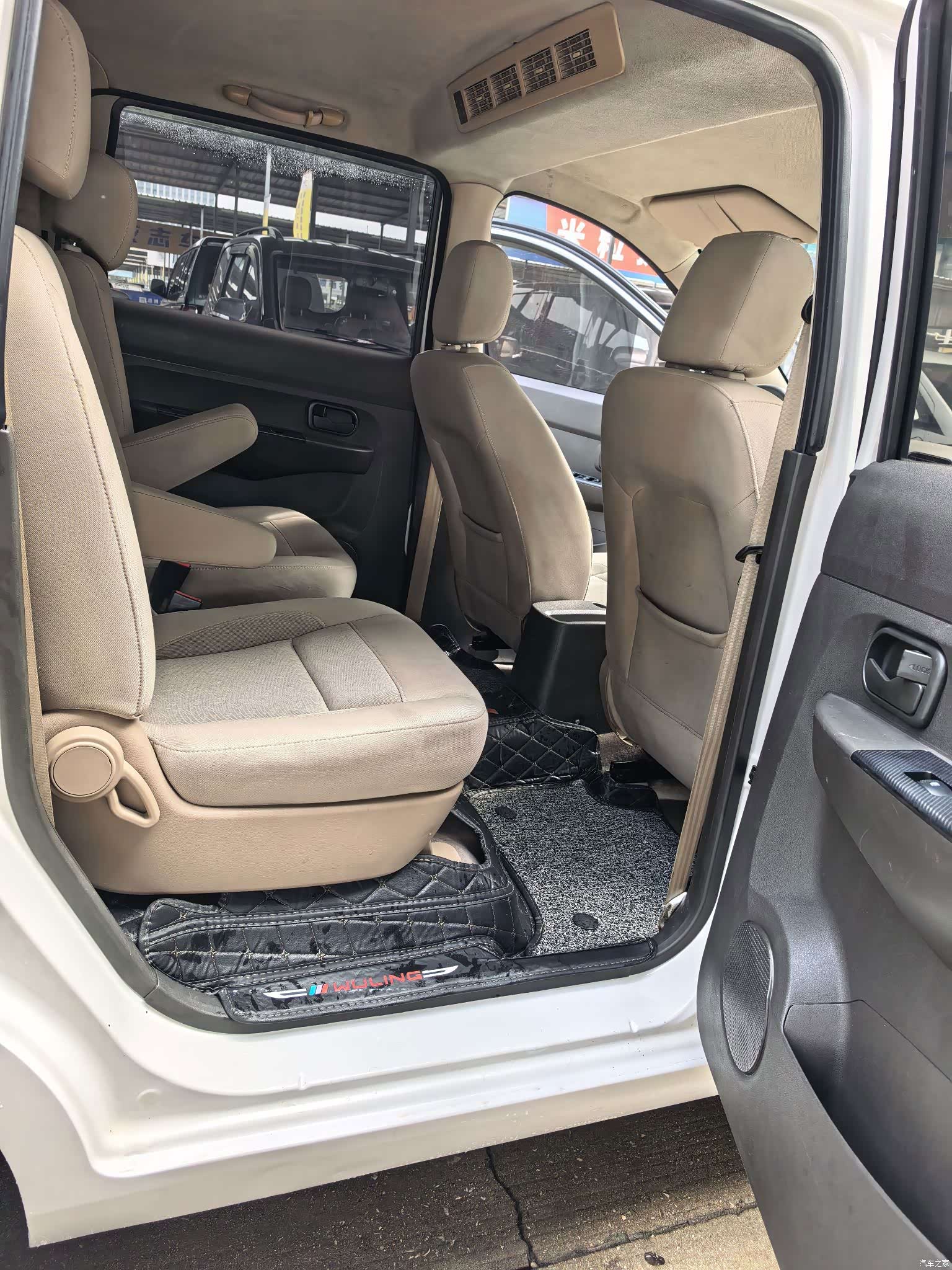 Wuling Hongguang, 2016 10