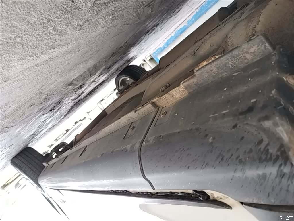 DongFeng AX3, 2016 21