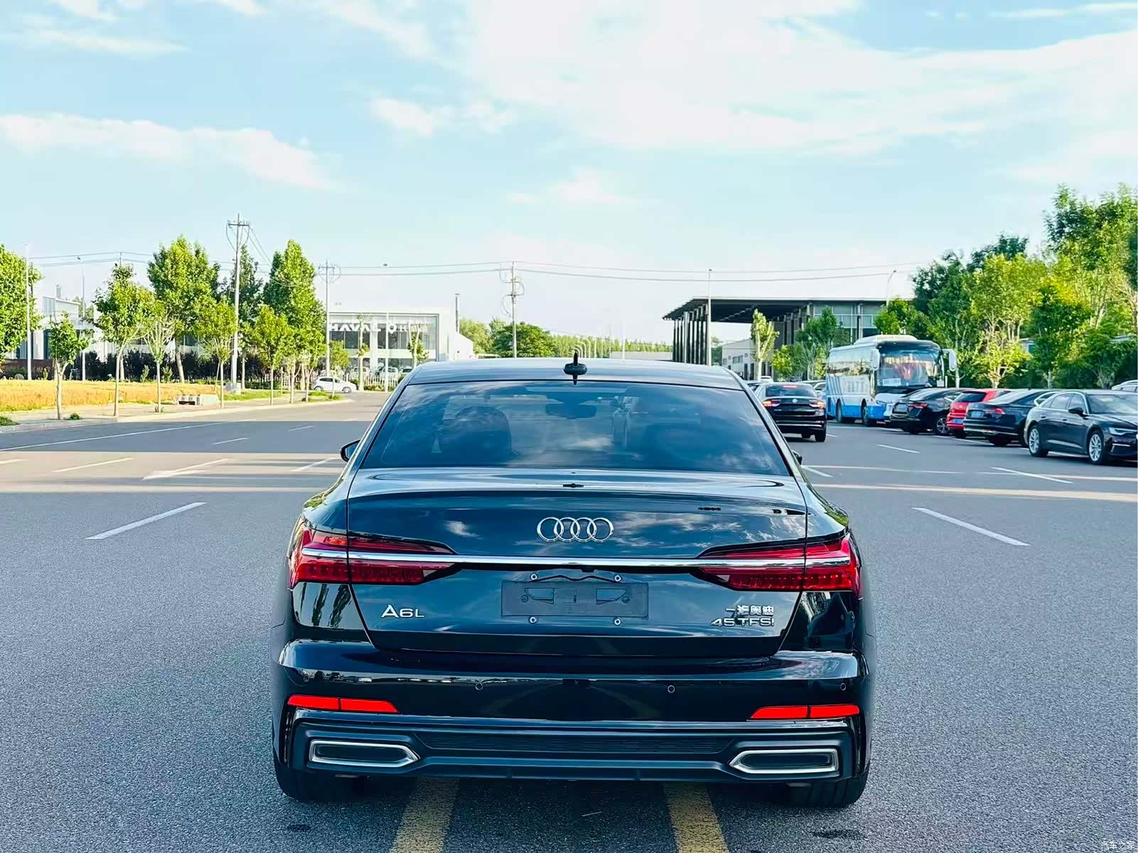 Audi A6L, 2021 все фото