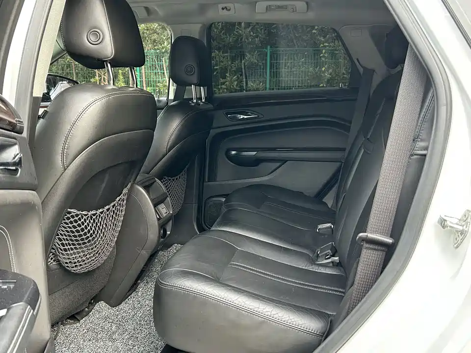 Cadillac SRX