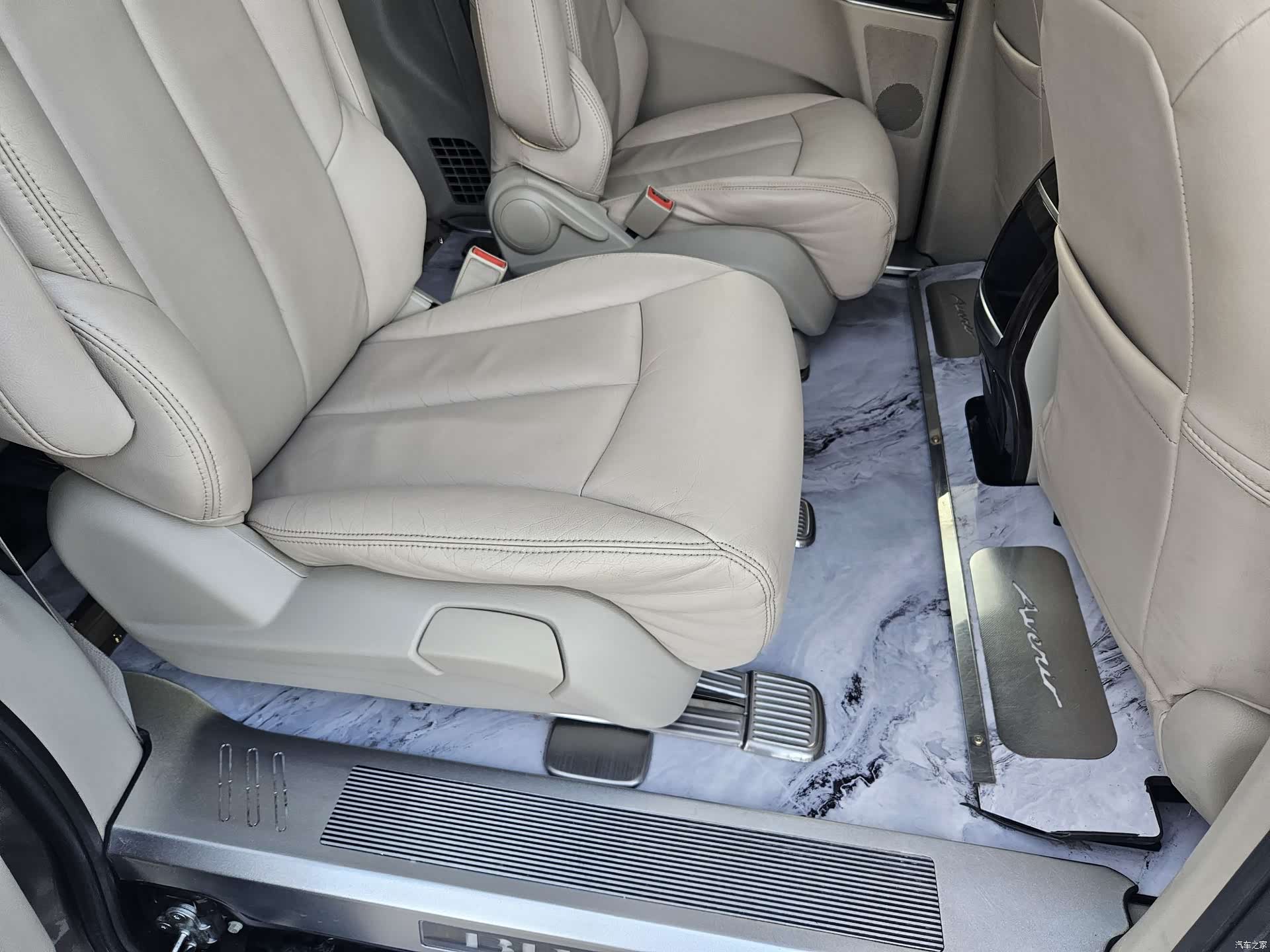 Buick GL8, 2017 21