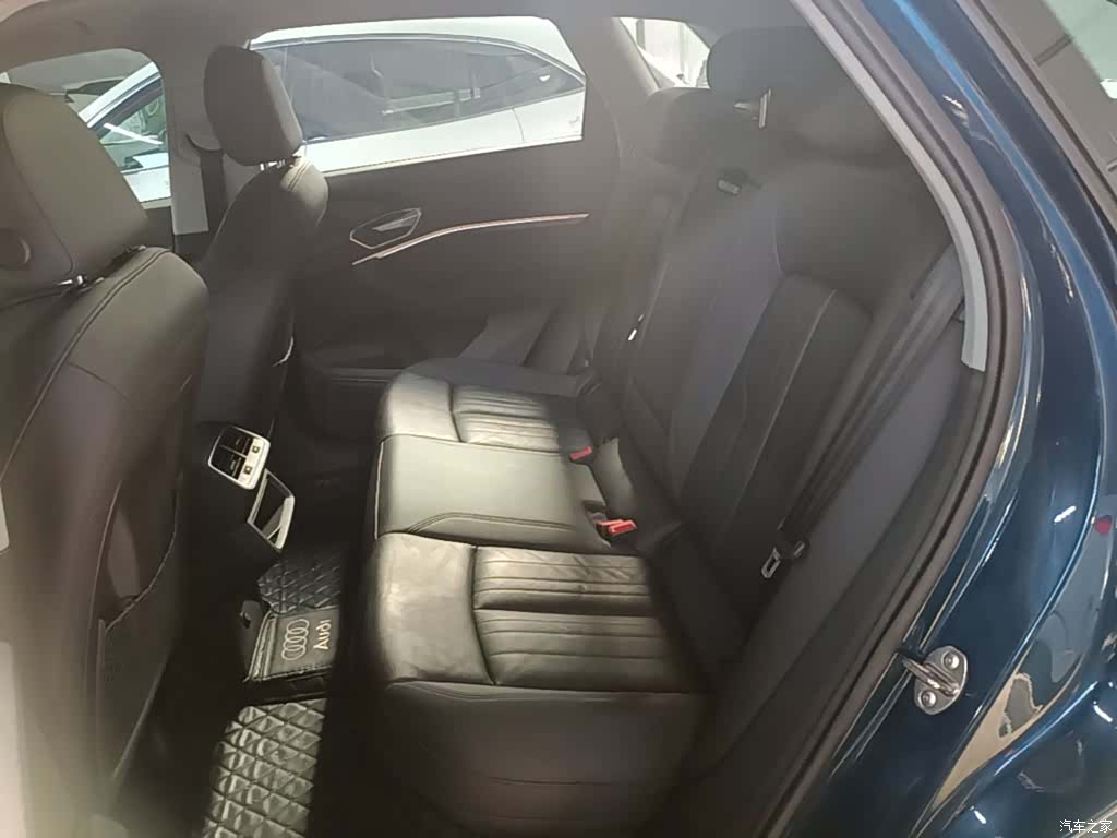 Audi e-tron, 2020 17