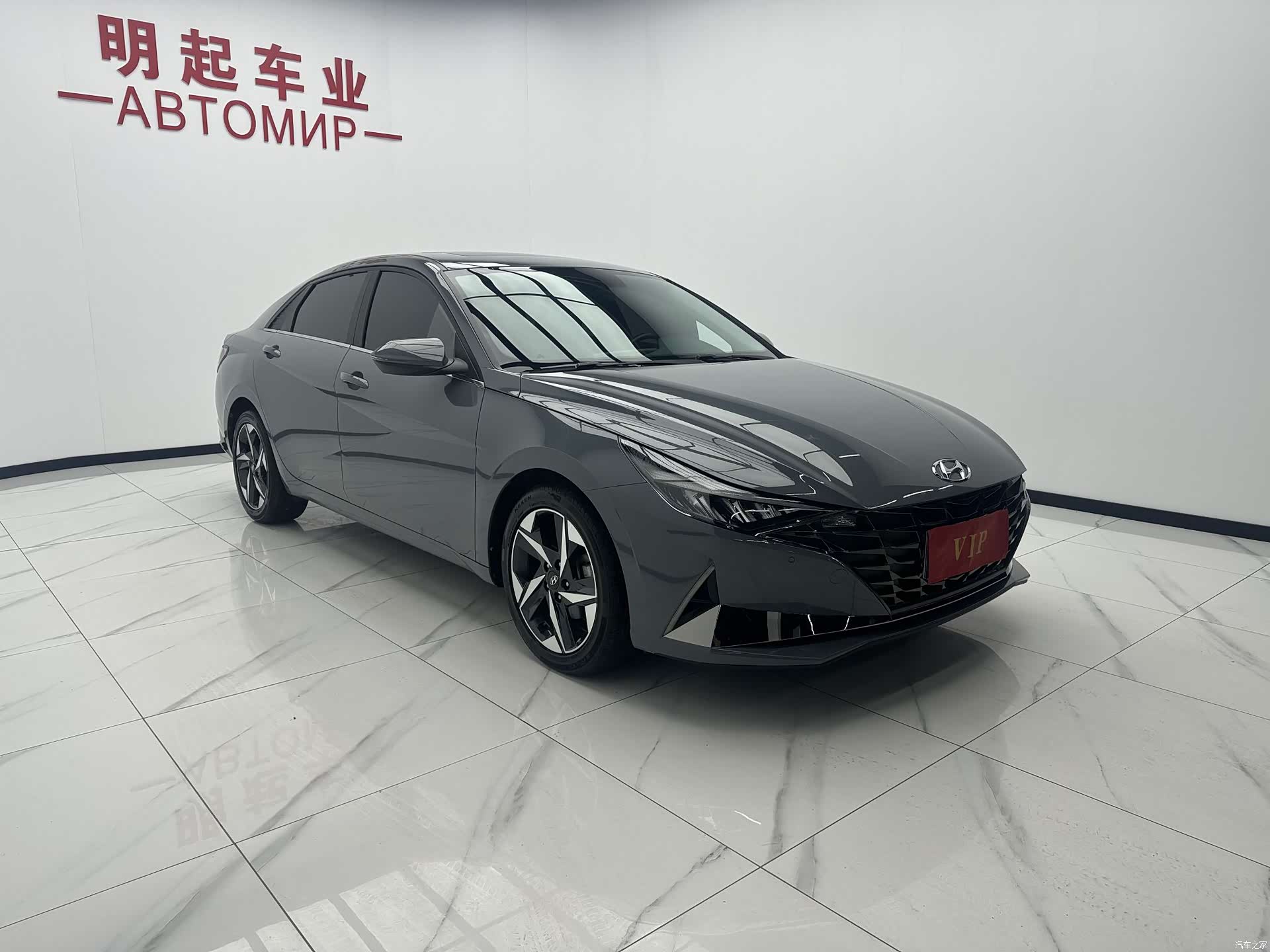 Hyundai Elantra, 2022 3
