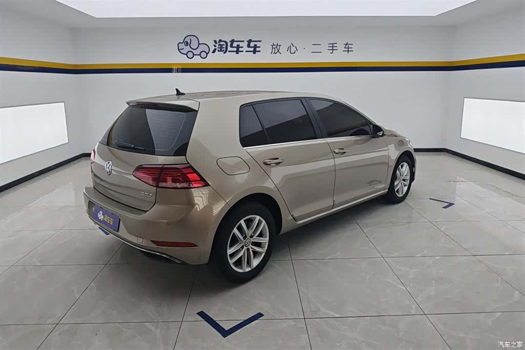 Volkswagen Golf, 2019 3