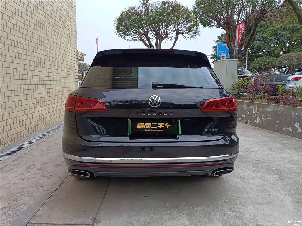 Volkswagen Touareg, 2021 все фото