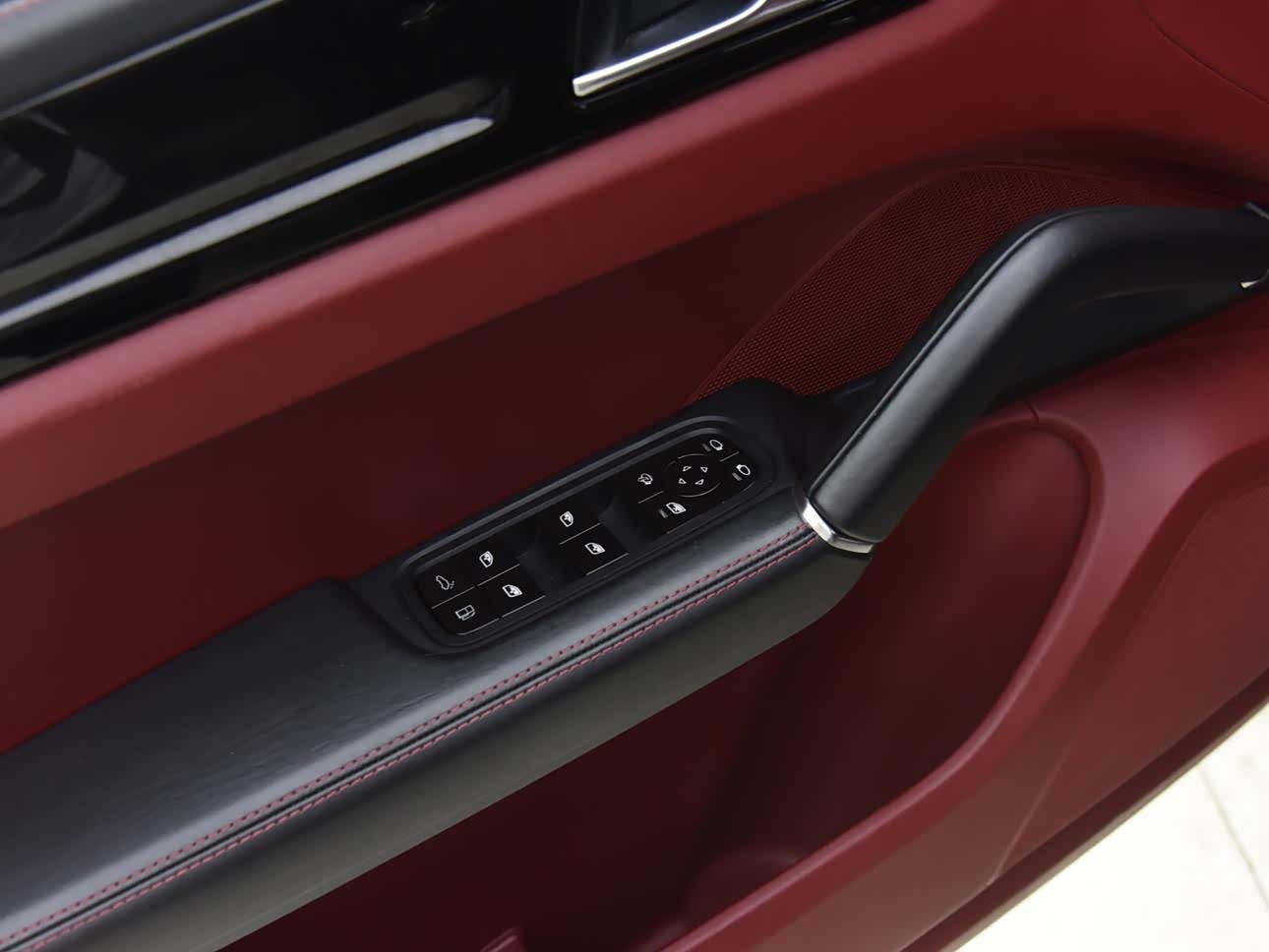 Porsche Cayenne, 2020 9
