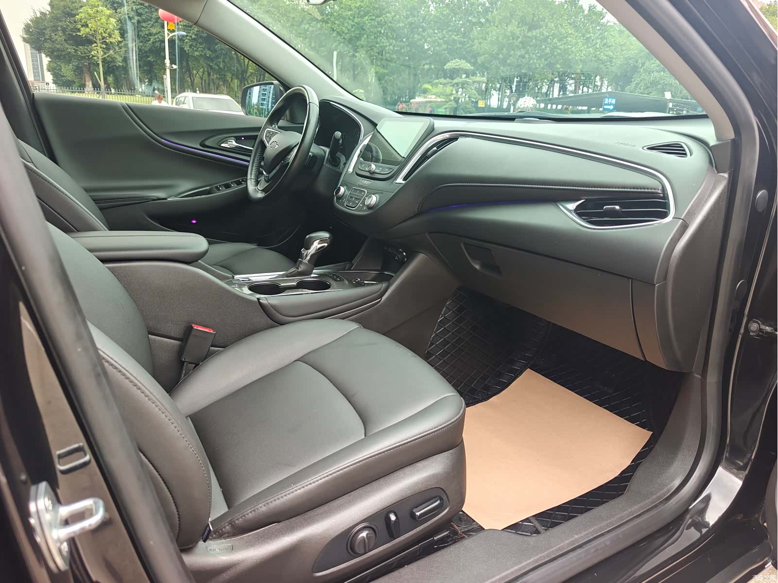 Chevrolet XL, 2022 10