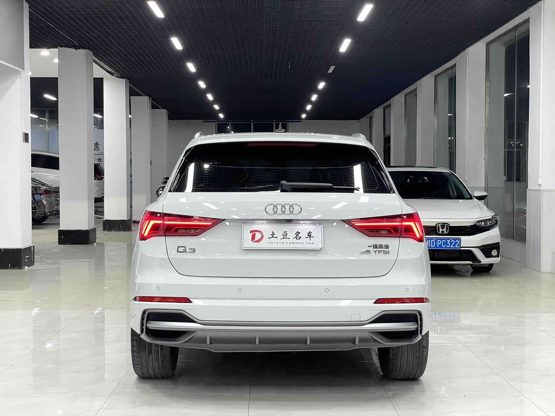 Audi Q3, 2022 все фото