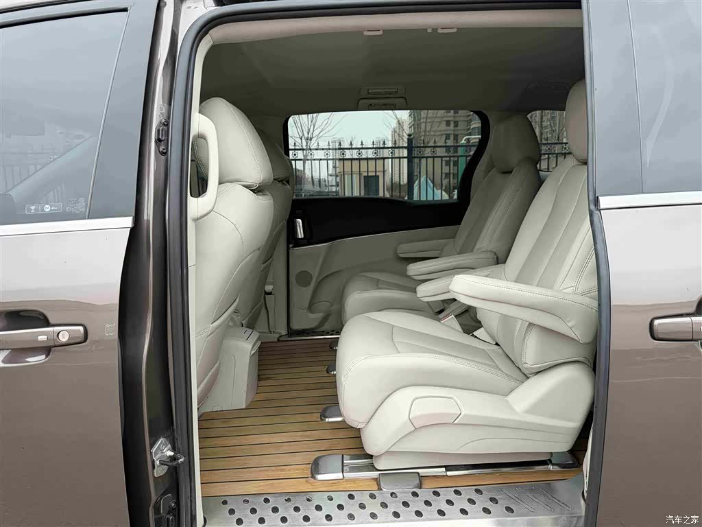 Buick GL8, 2023 6