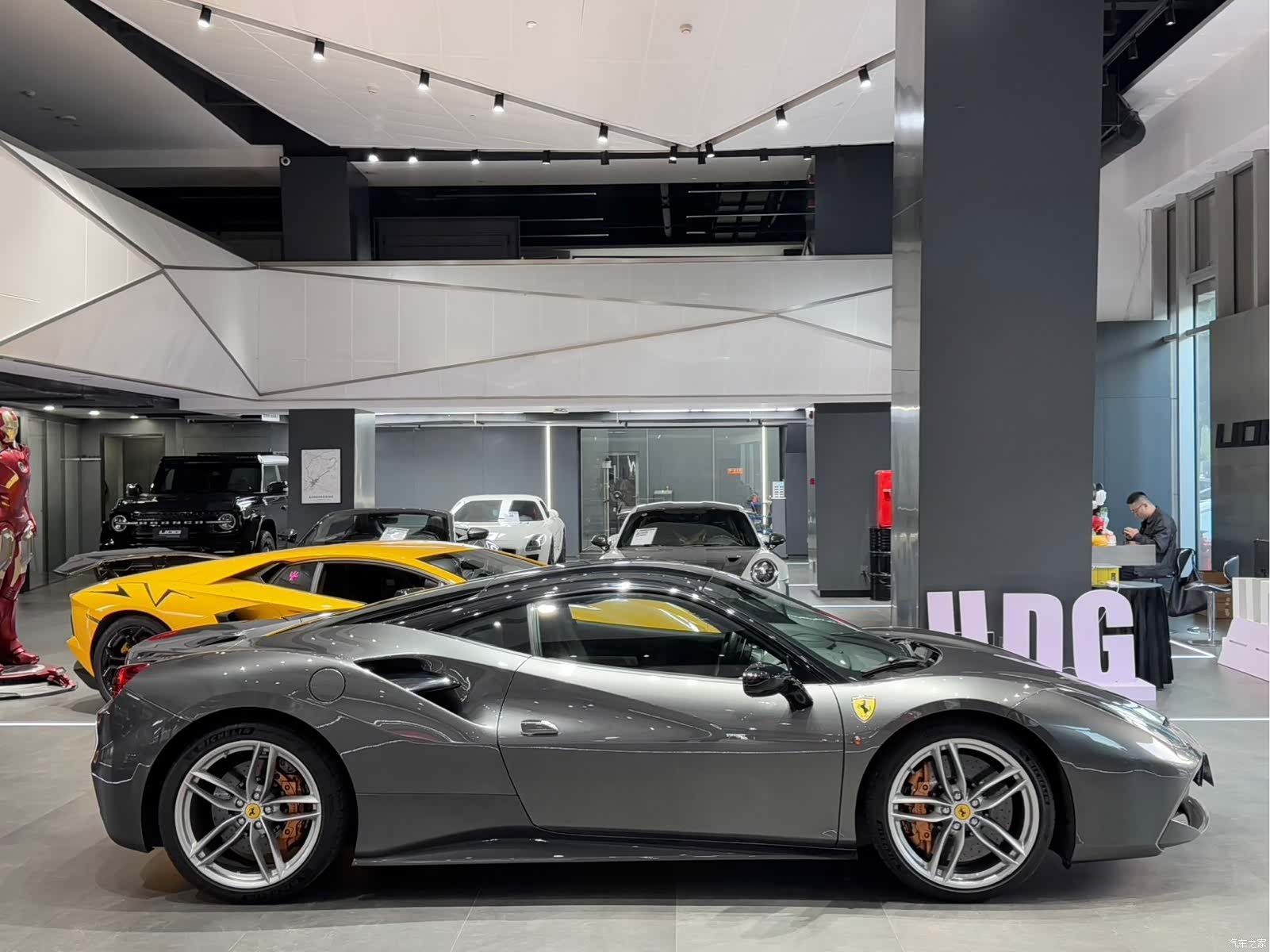 Ferrari 488, 2016 все фото