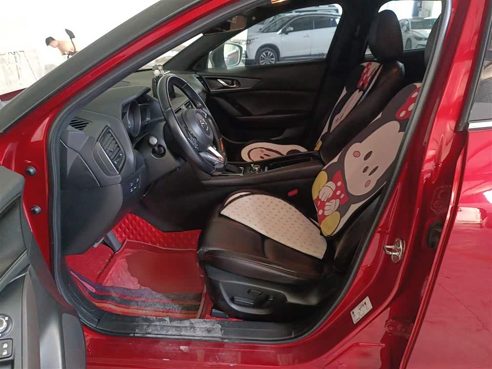 Mazda CX-4