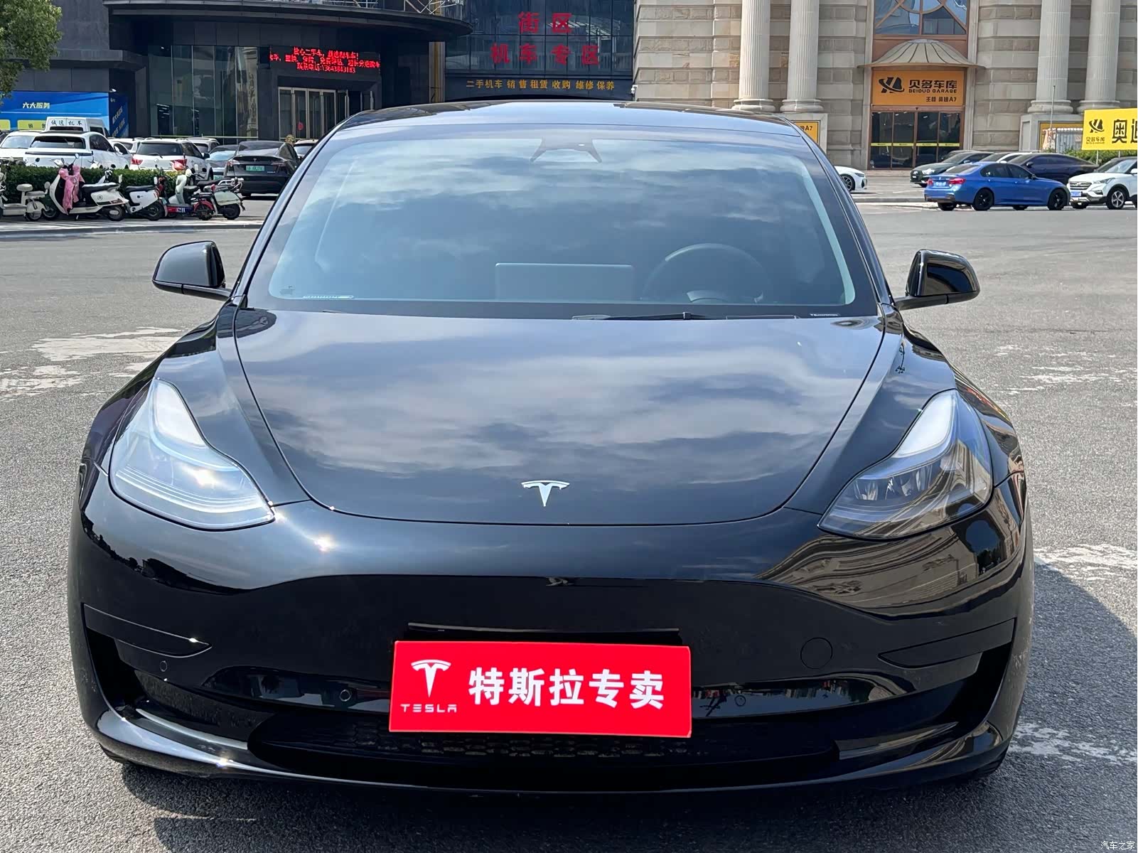 Tesla Model 3, 2023 2