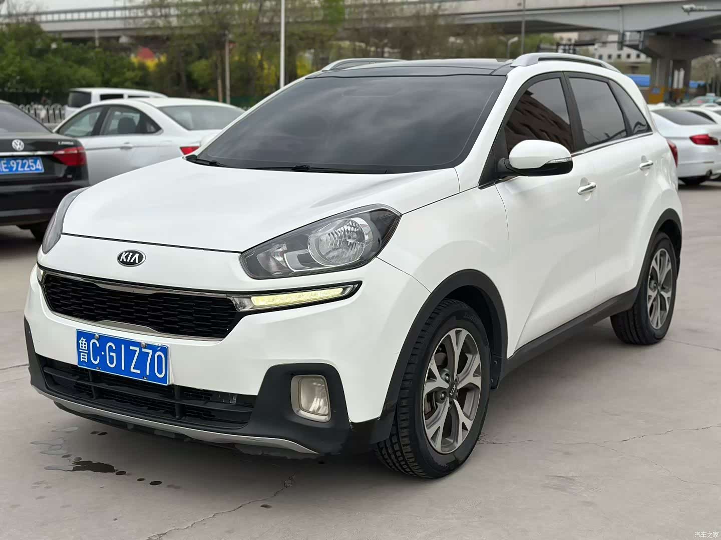 Kia KX3, 2016 1