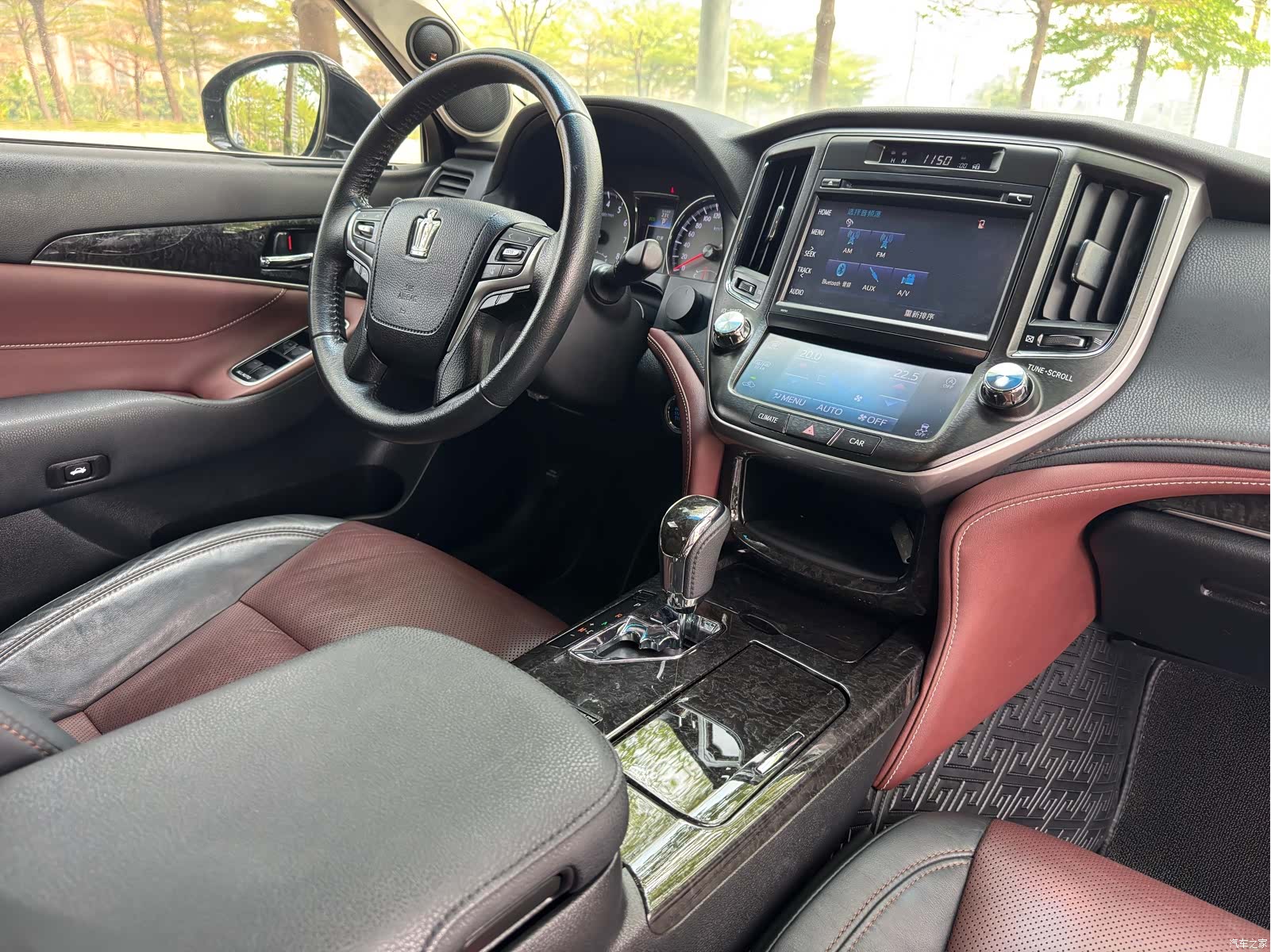 Toyota Crown, 2018 11