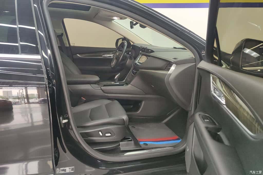 Cadillac XT5, 2017 8