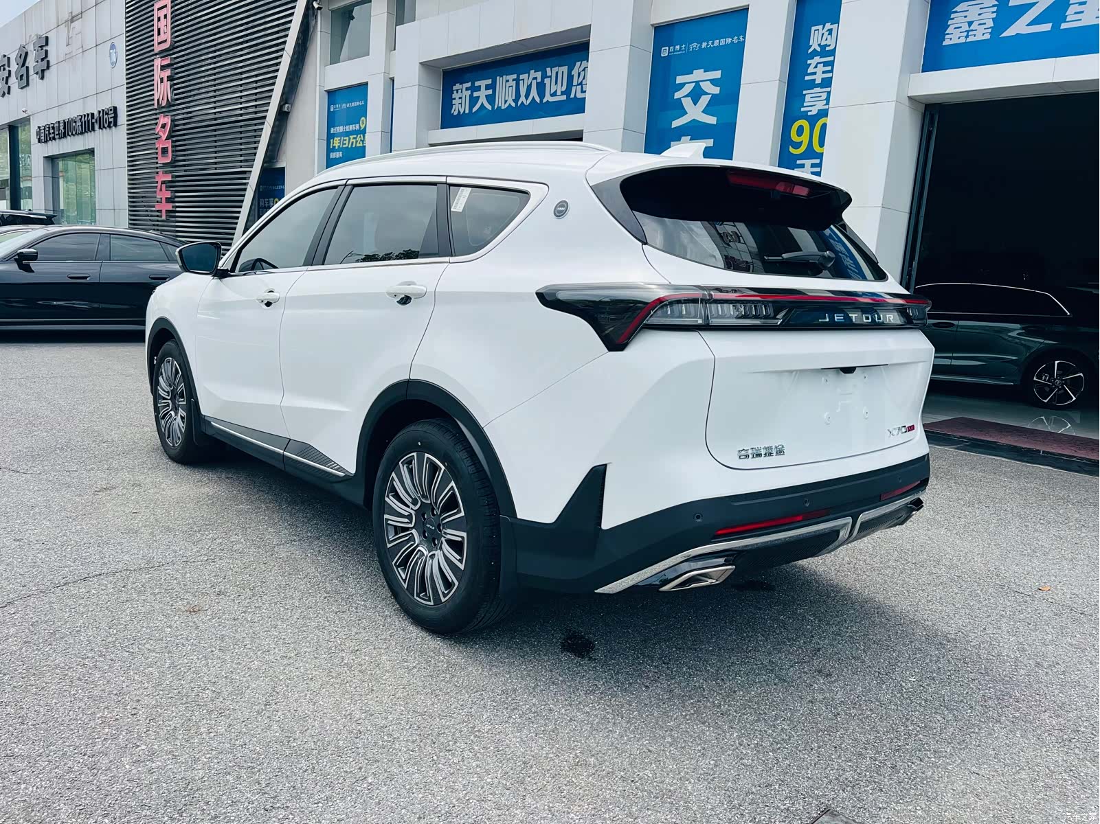Jetour X70, 2024 17
