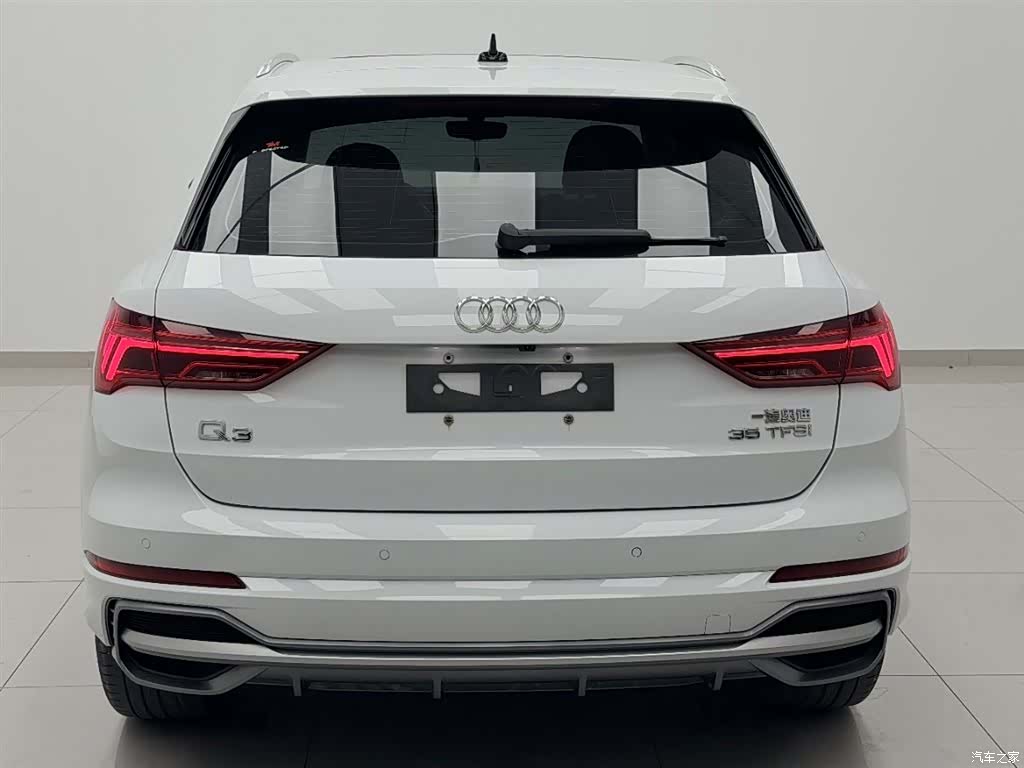 Audi Q3, 2022 12
