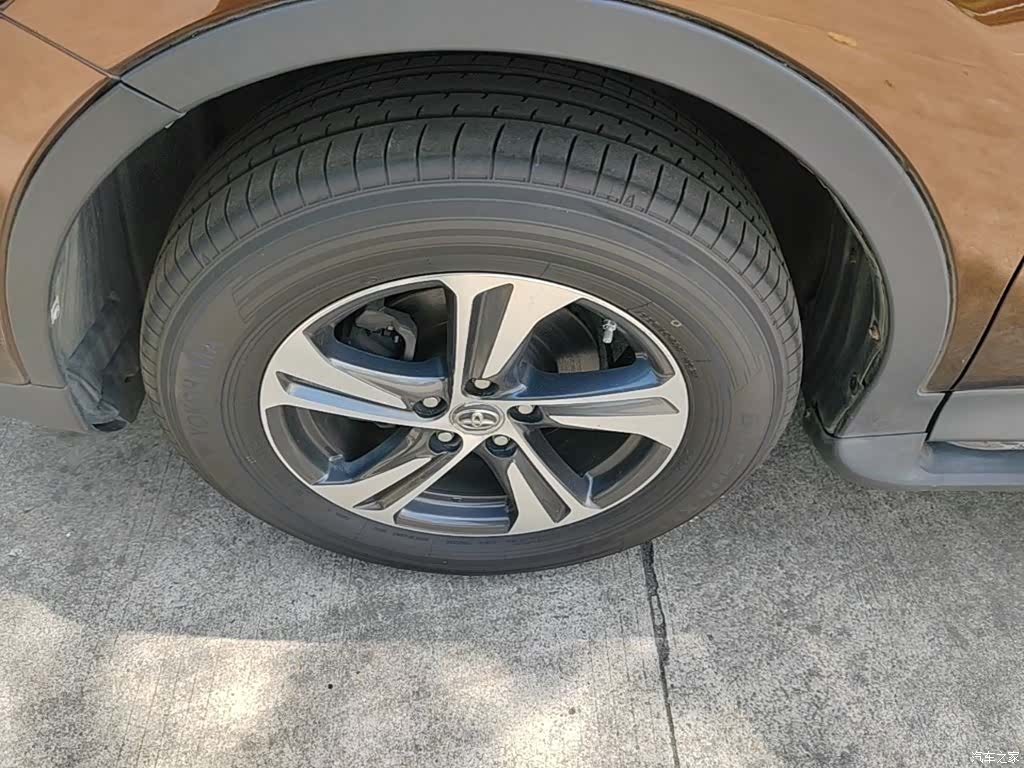 Toyota RAV4, 2015 23