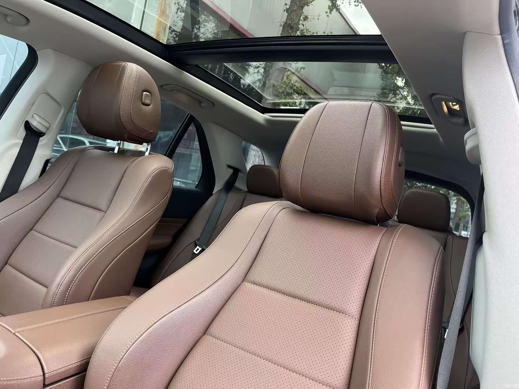 Mercedes-Benz GLE, 2023 23