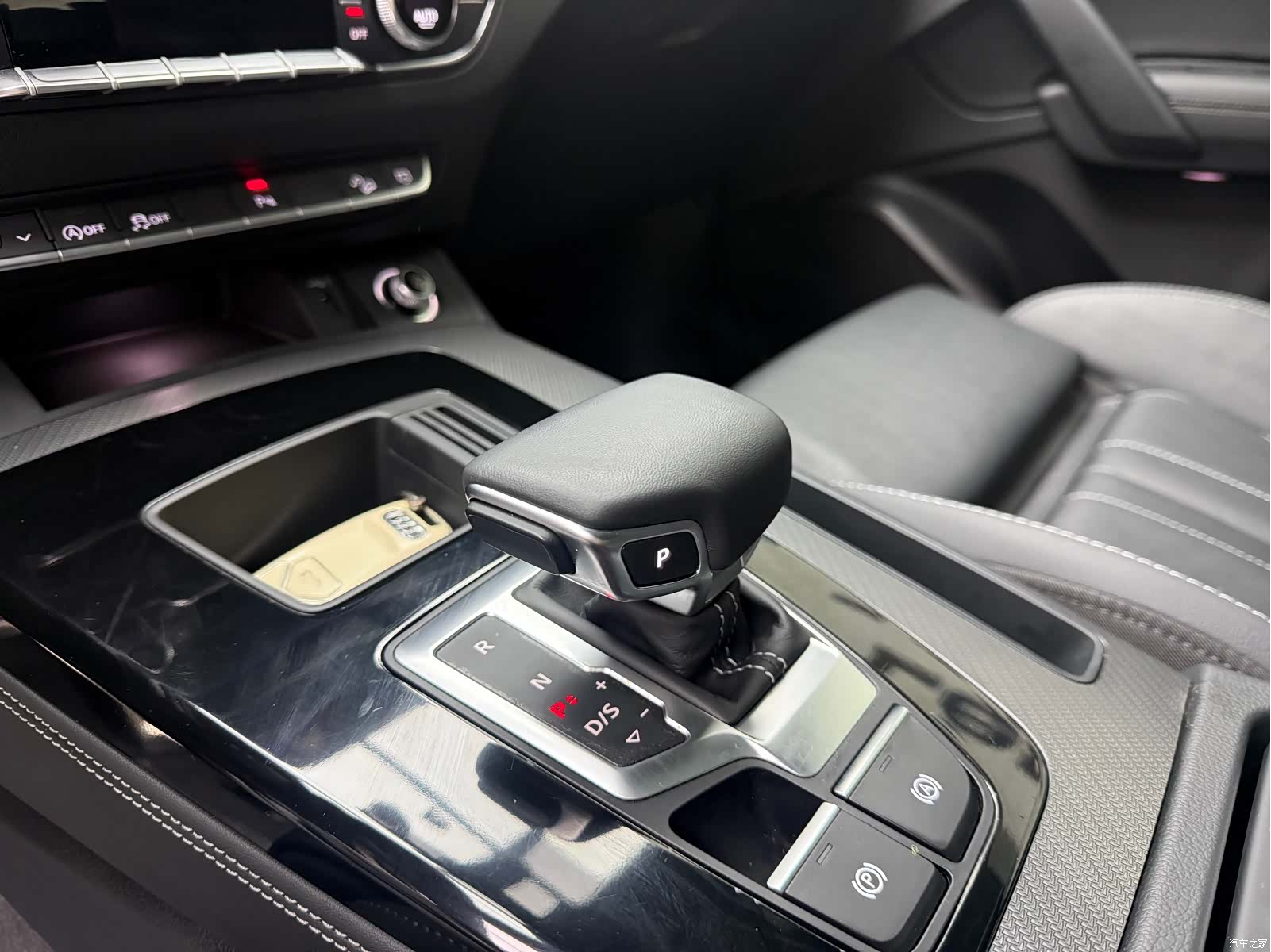 Audi Q5L, 2023 12