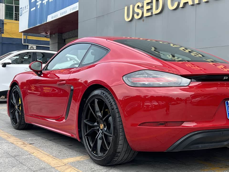Porsche 718