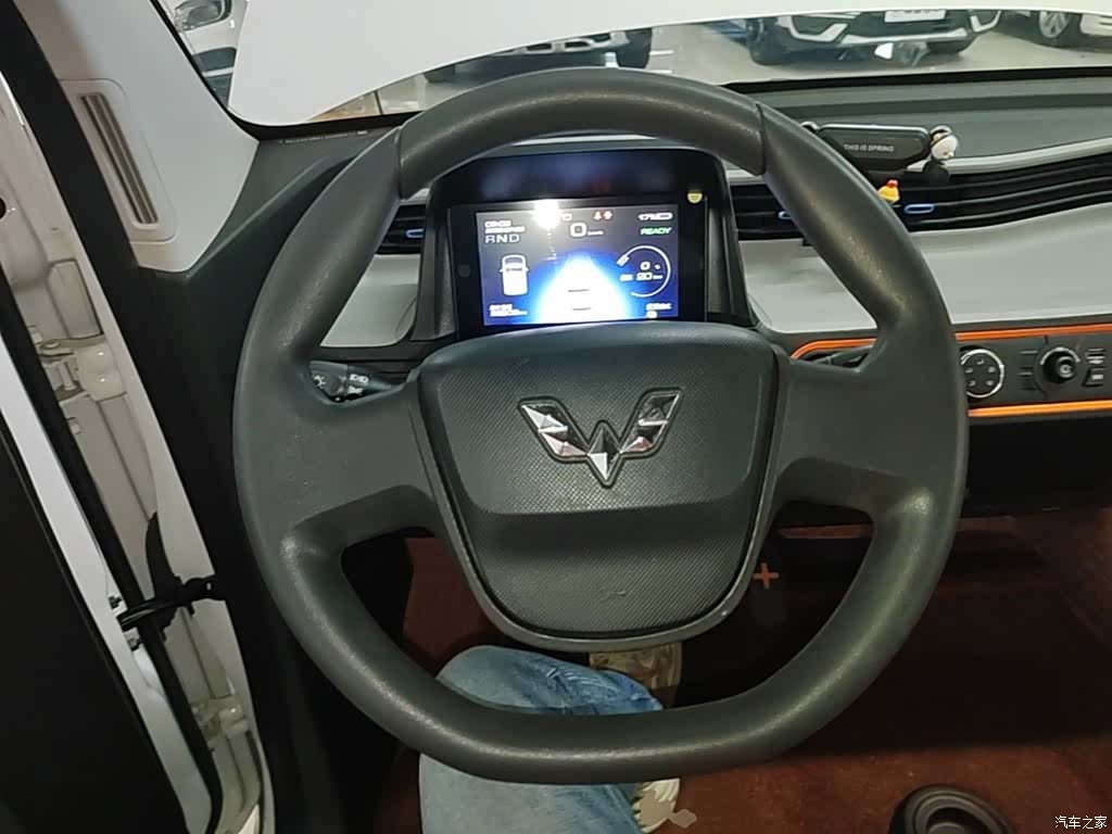 Wuling MINIEV, 2021 11