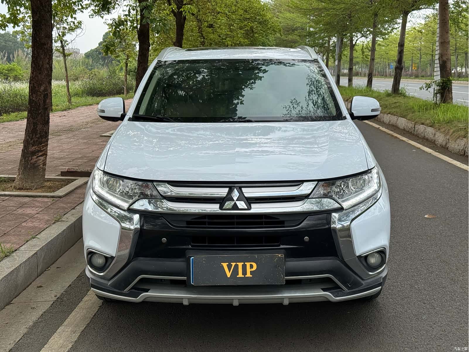 Mitsubishi Outlander, 2017 2