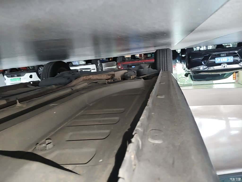 Peugeot 301, 2014 21