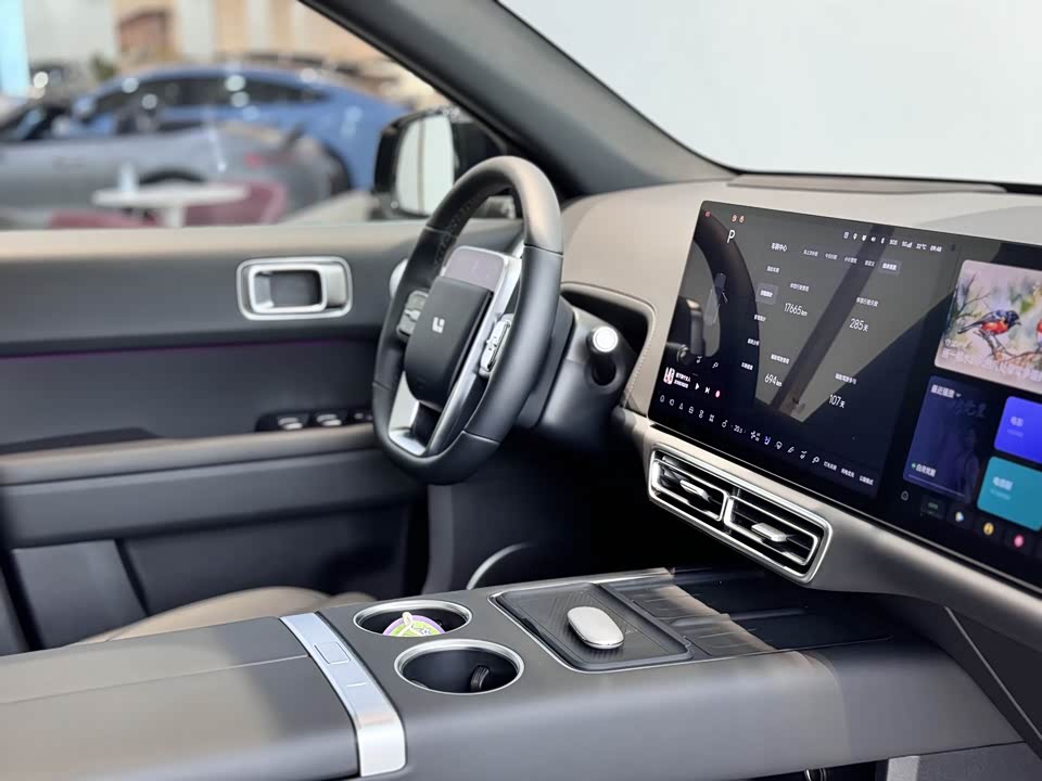 Li Auto Ideal L6
