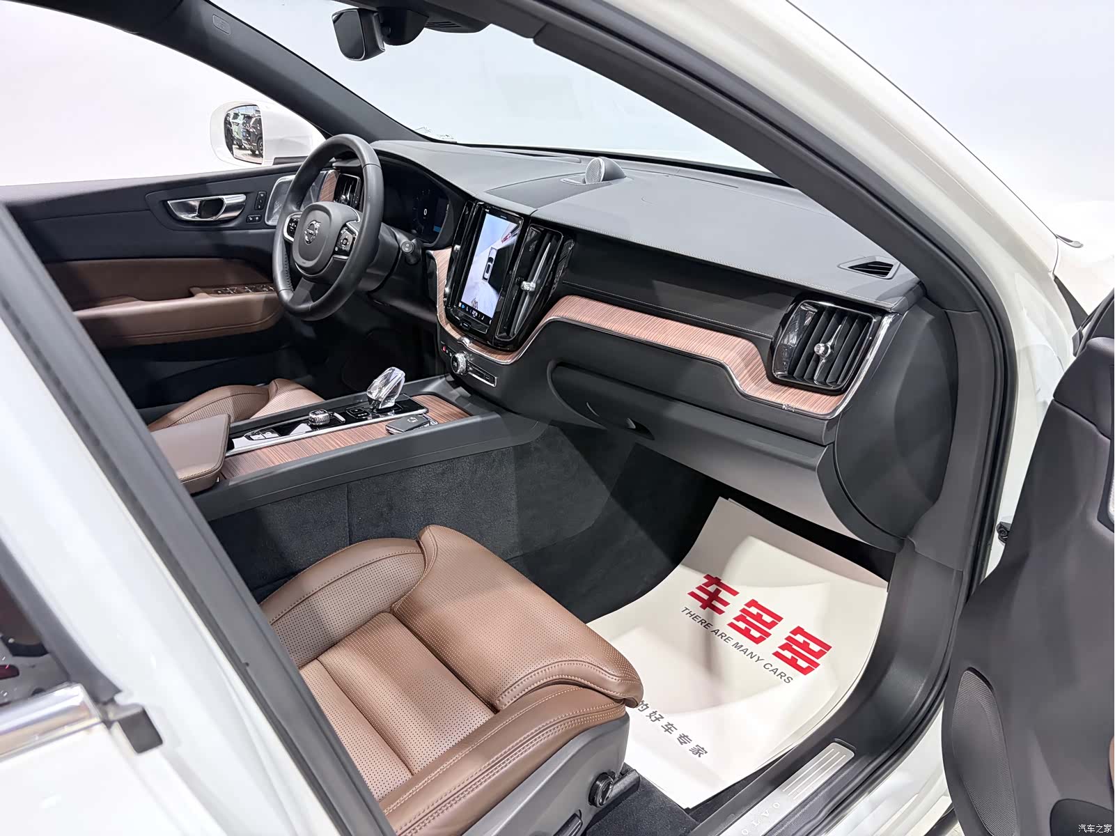 Volvo XC60, 2024 23