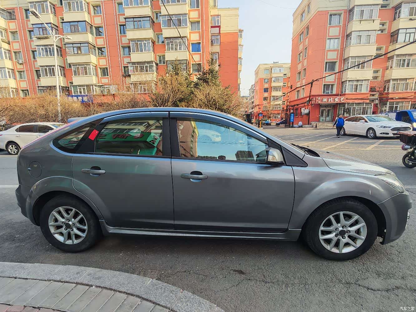 Ford Focus, 2009 10