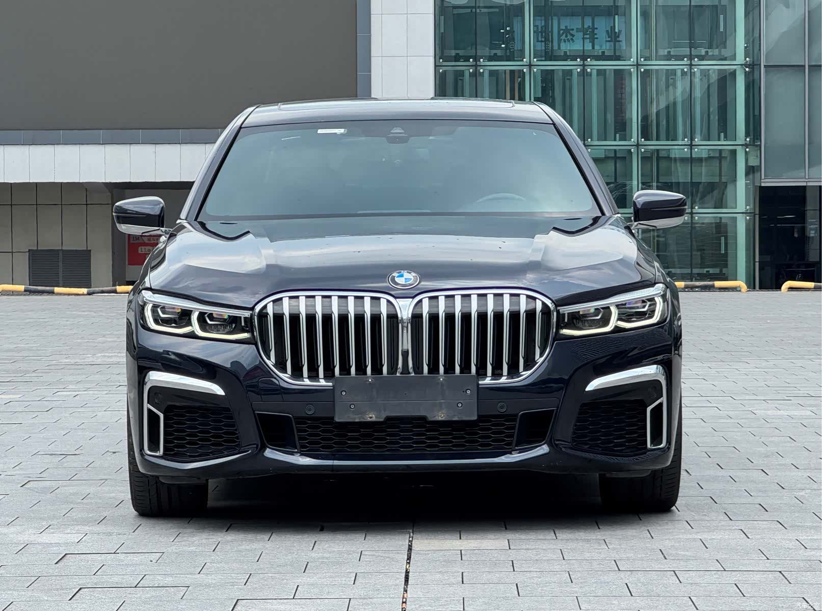 BMW 7 Series, 2021 3