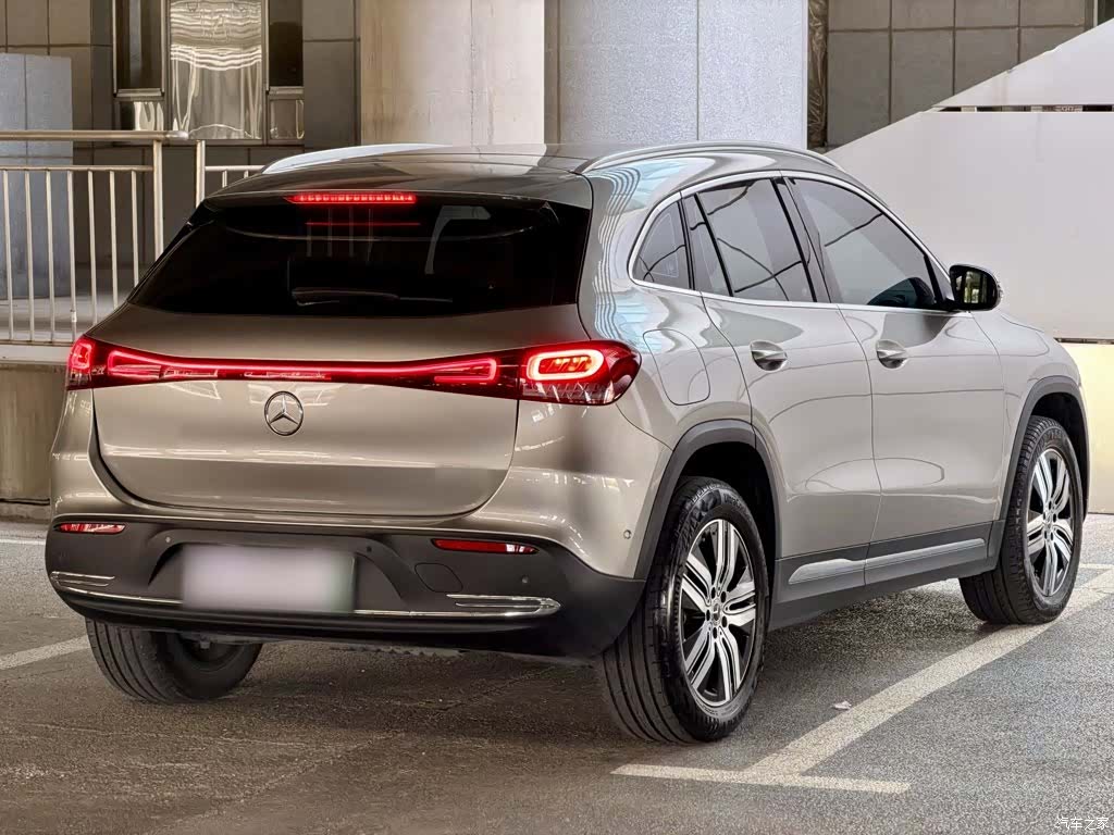 Mercedes-Benz EQA, 2023 12