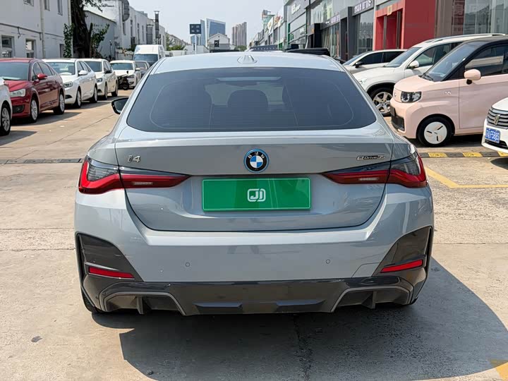 BMW i4 2023 eDrive40