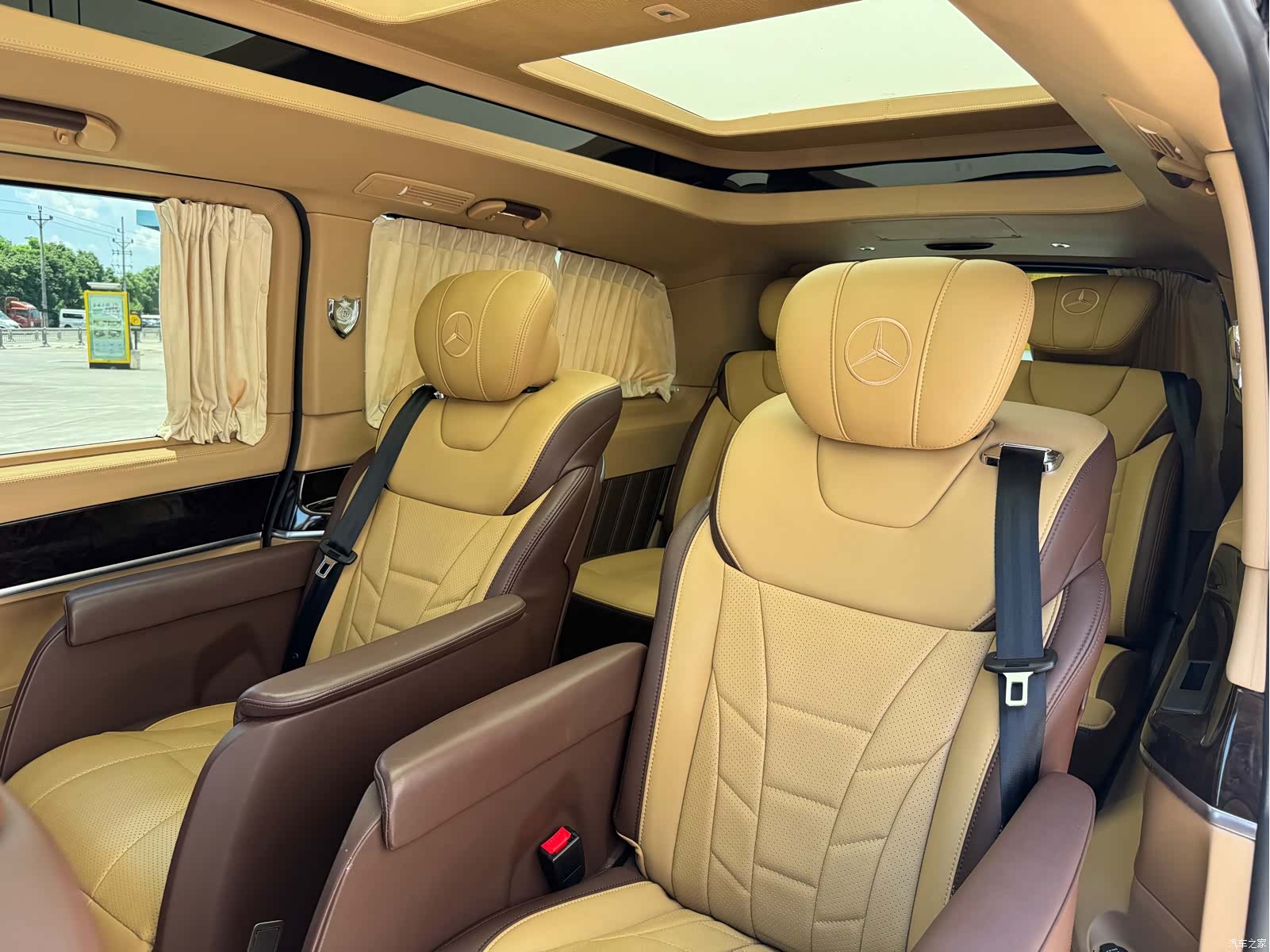 Mercedes-Benz V-Class, 2019 26