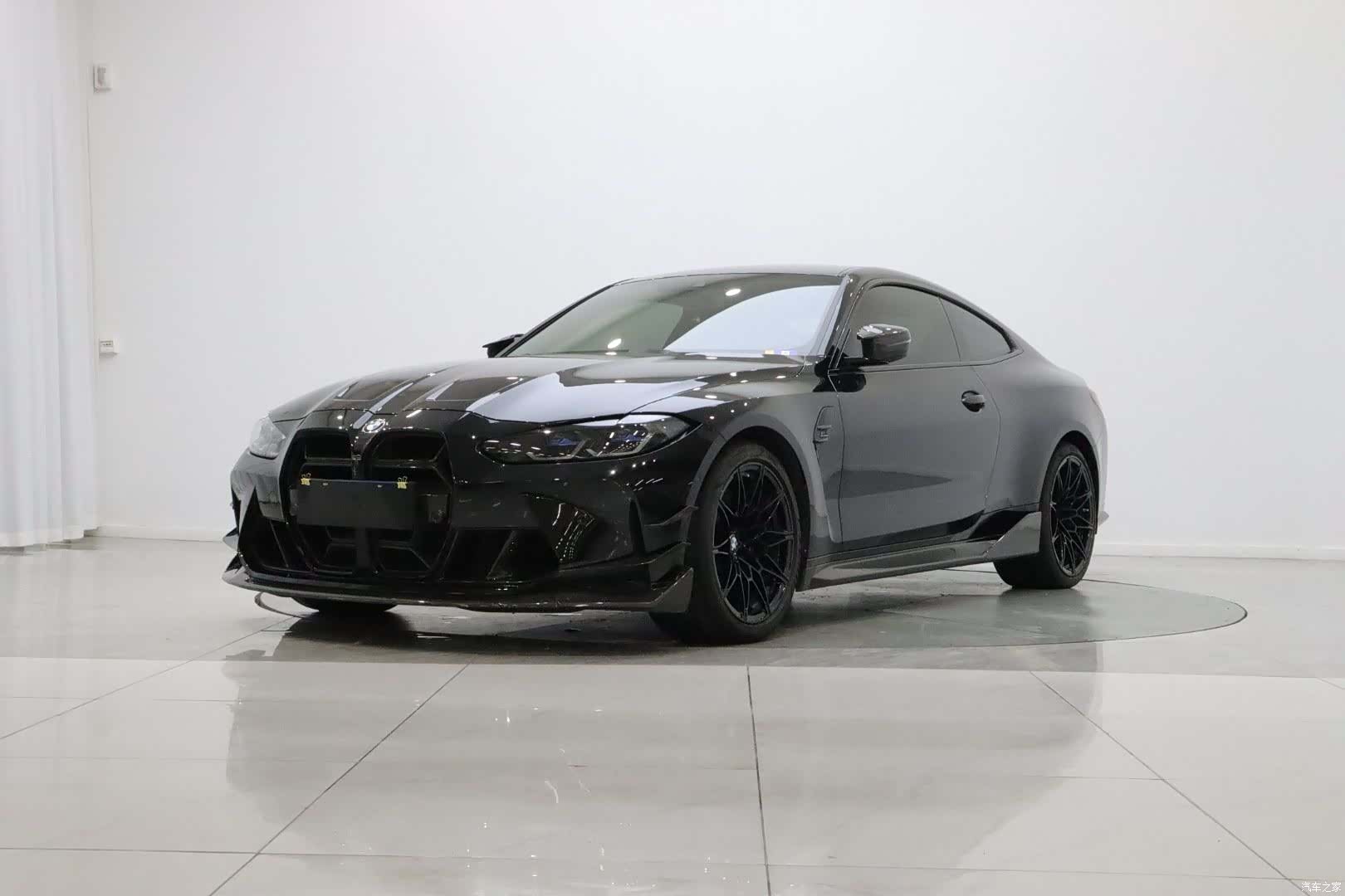 BMW M4, 2022 1