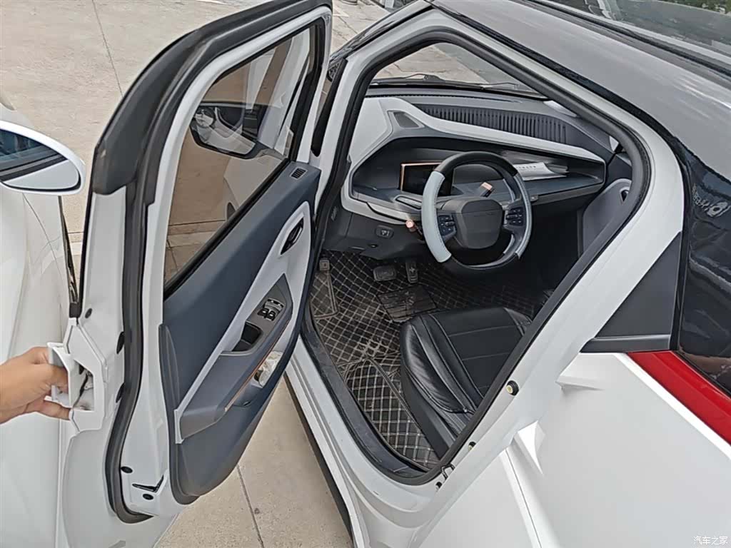 Wuling NanoEV, 2022 16