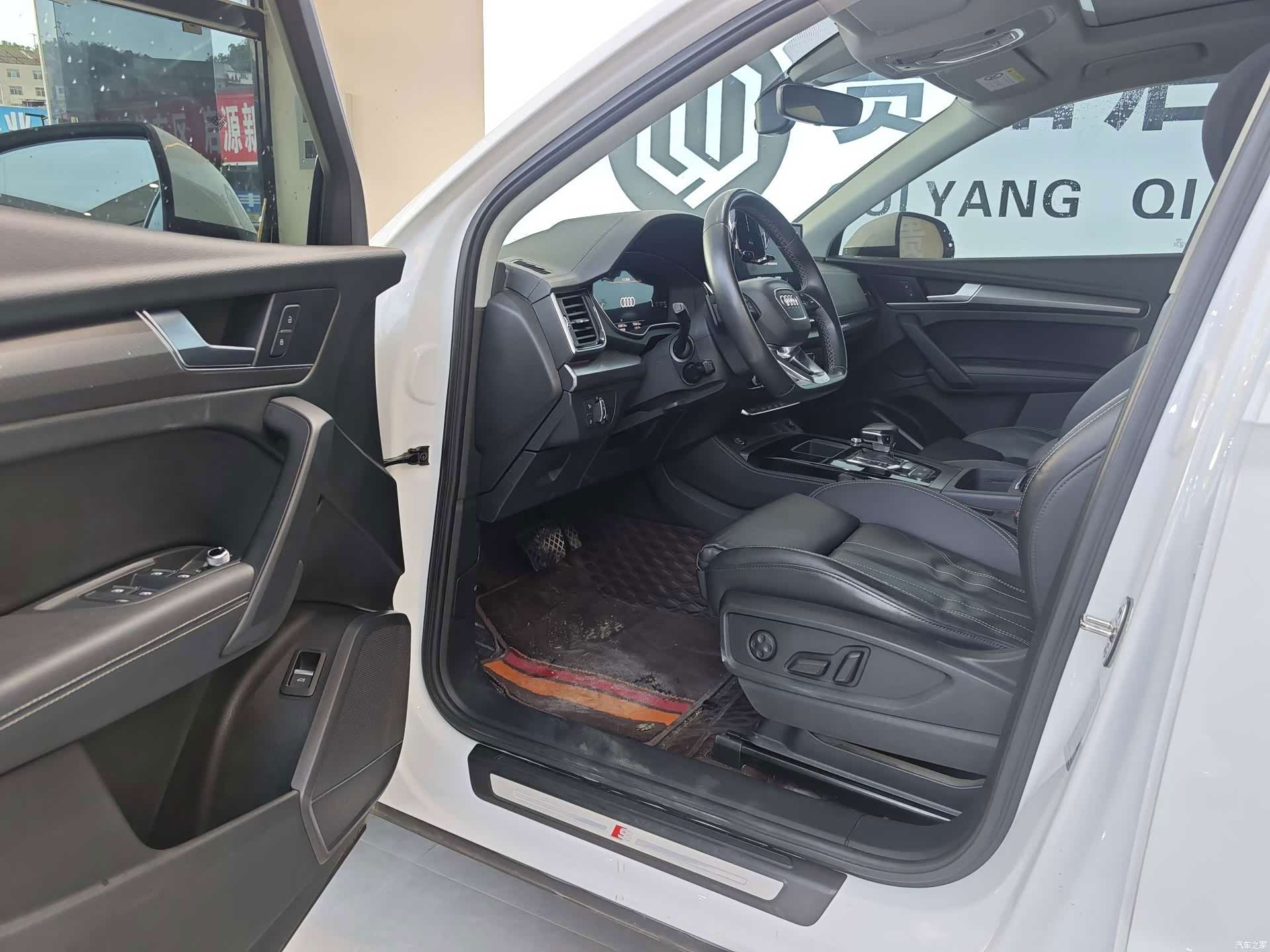 Audi Q5L, 2021 4