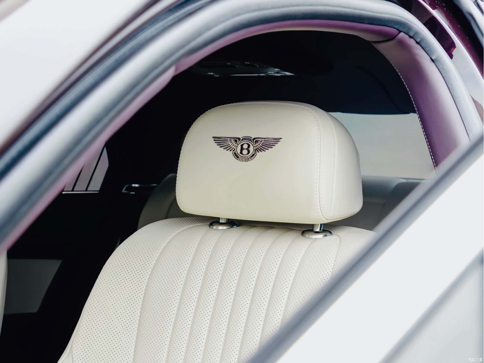 Bentley Flying Spur, 2018 7
