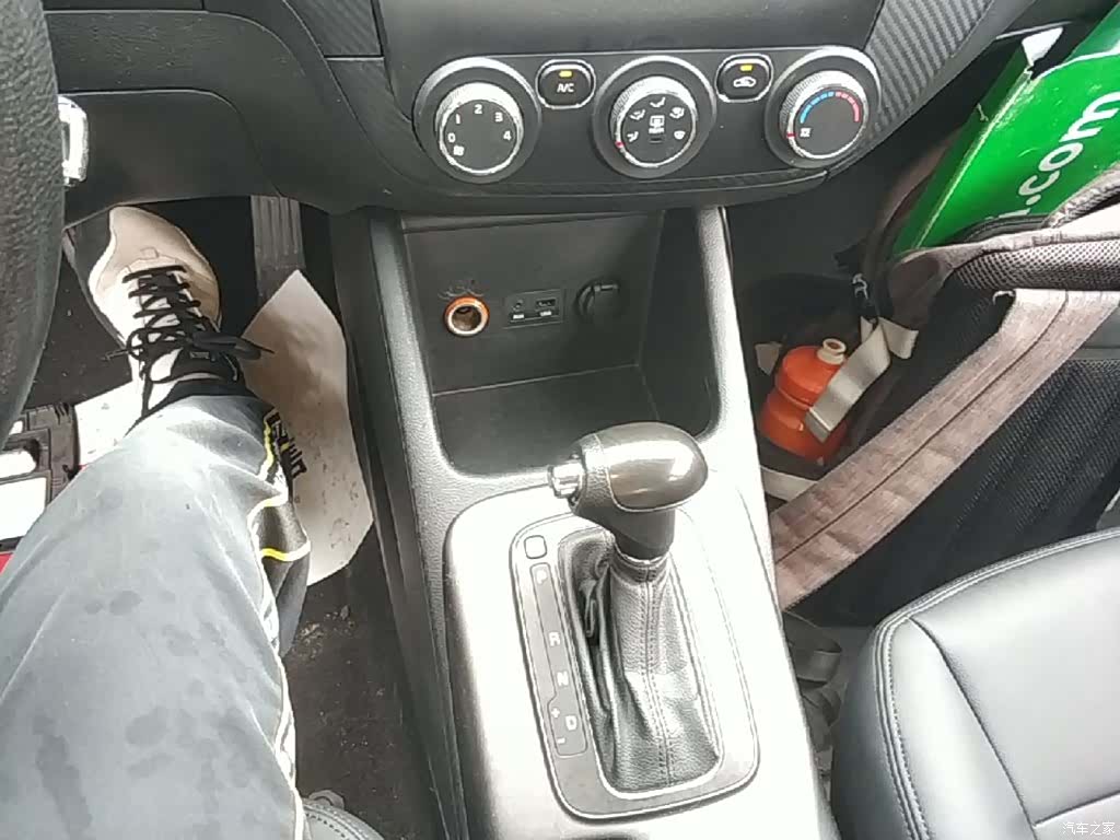 Kia K3, 2015 14